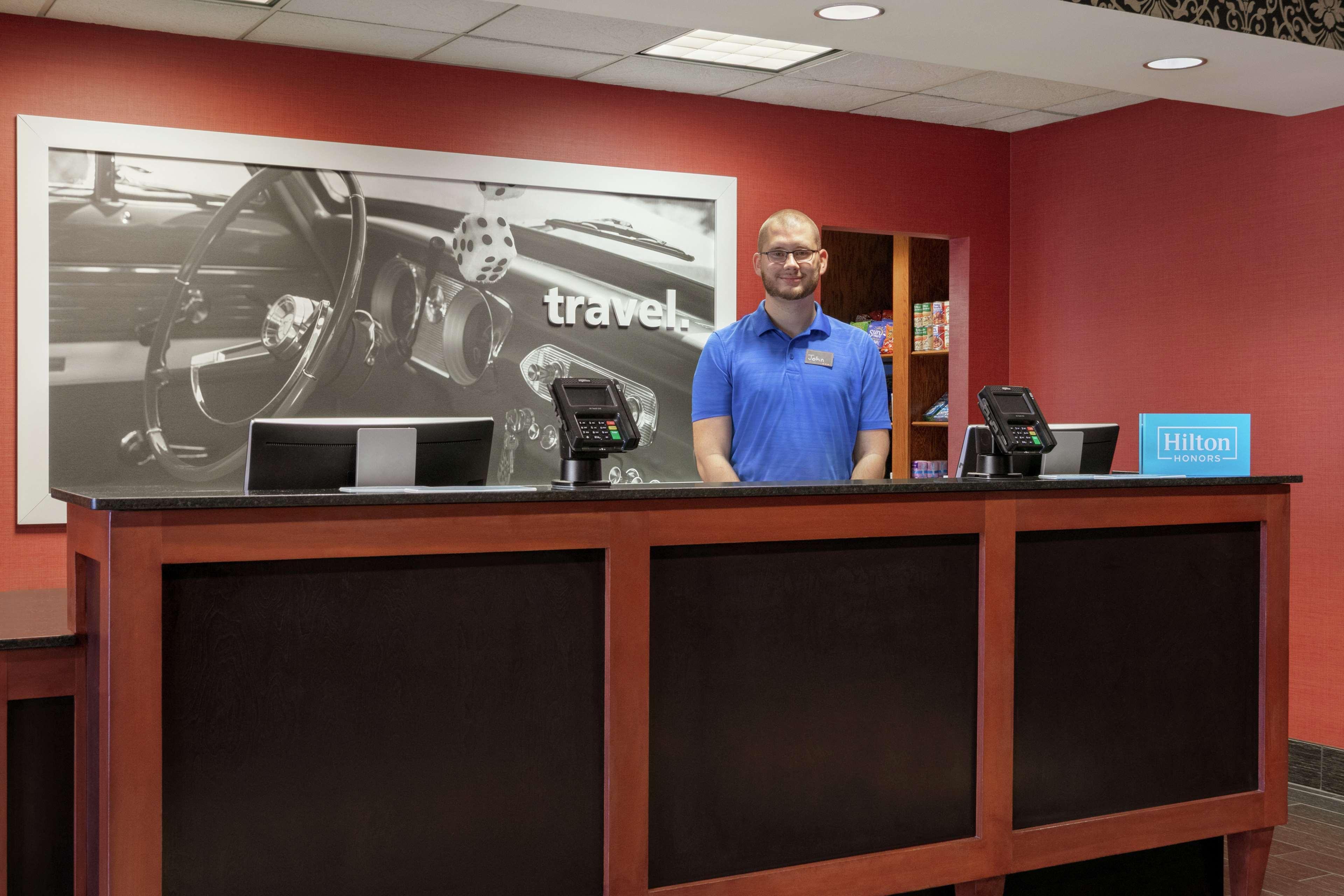 Hampton Inn & Suites Lawton Ngoại thất bức ảnh