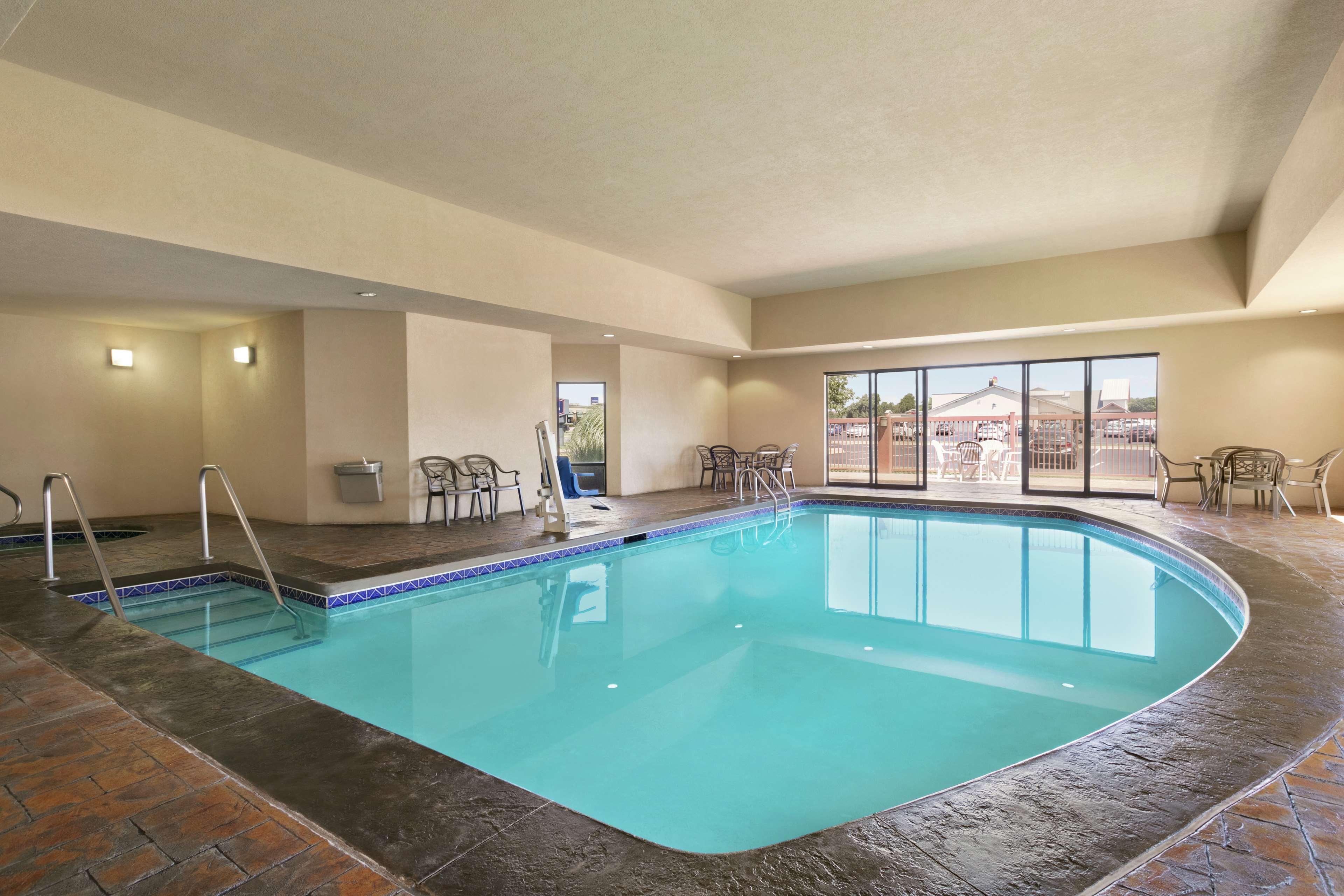 Hampton Inn & Suites Lawton Ngoại thất bức ảnh