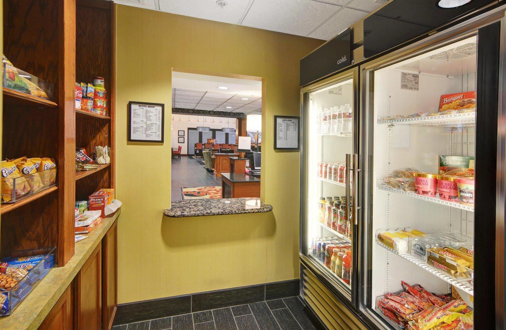 Hampton Inn & Suites Lawton Ngoại thất bức ảnh