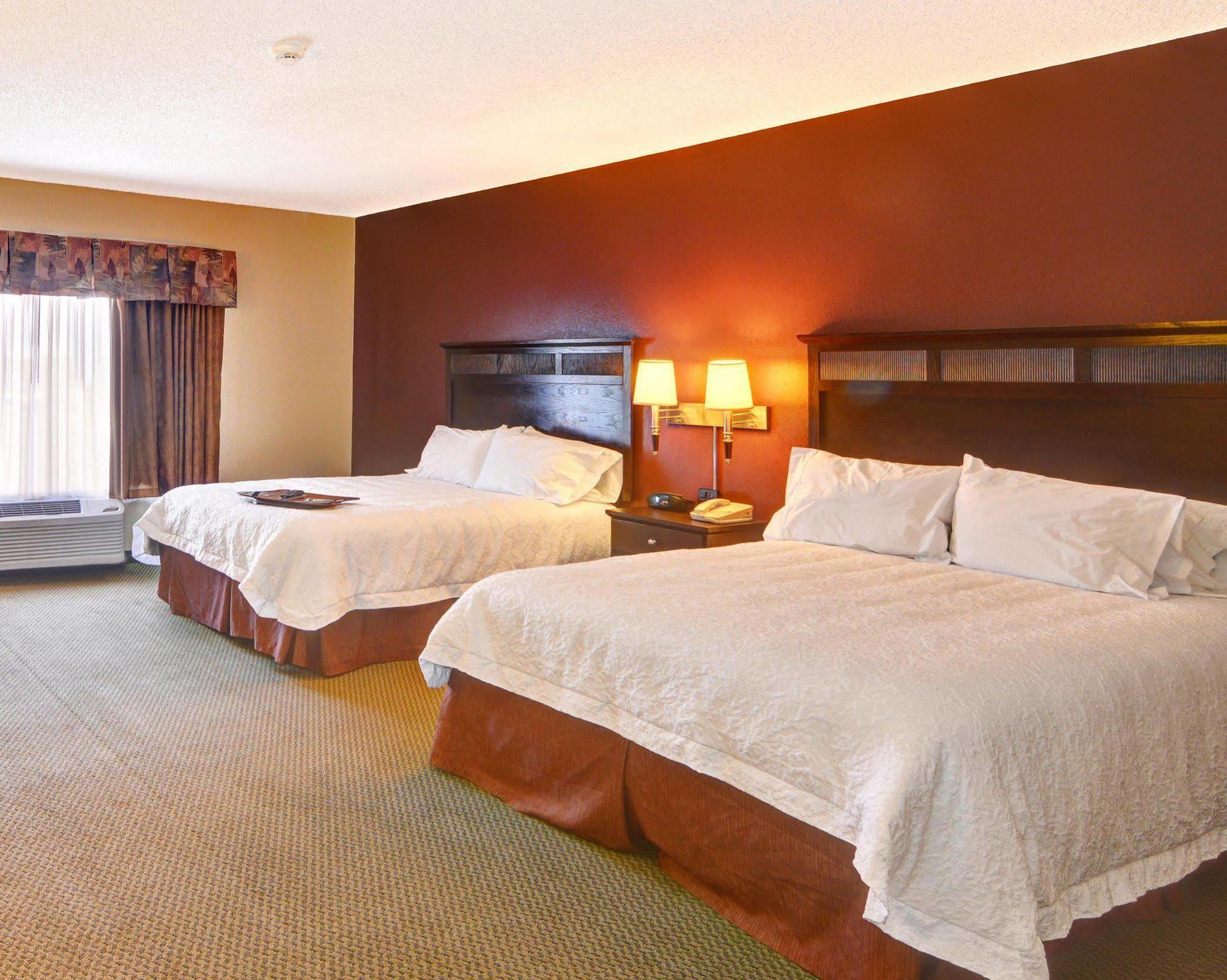 Hampton Inn & Suites Lawton Ngoại thất bức ảnh