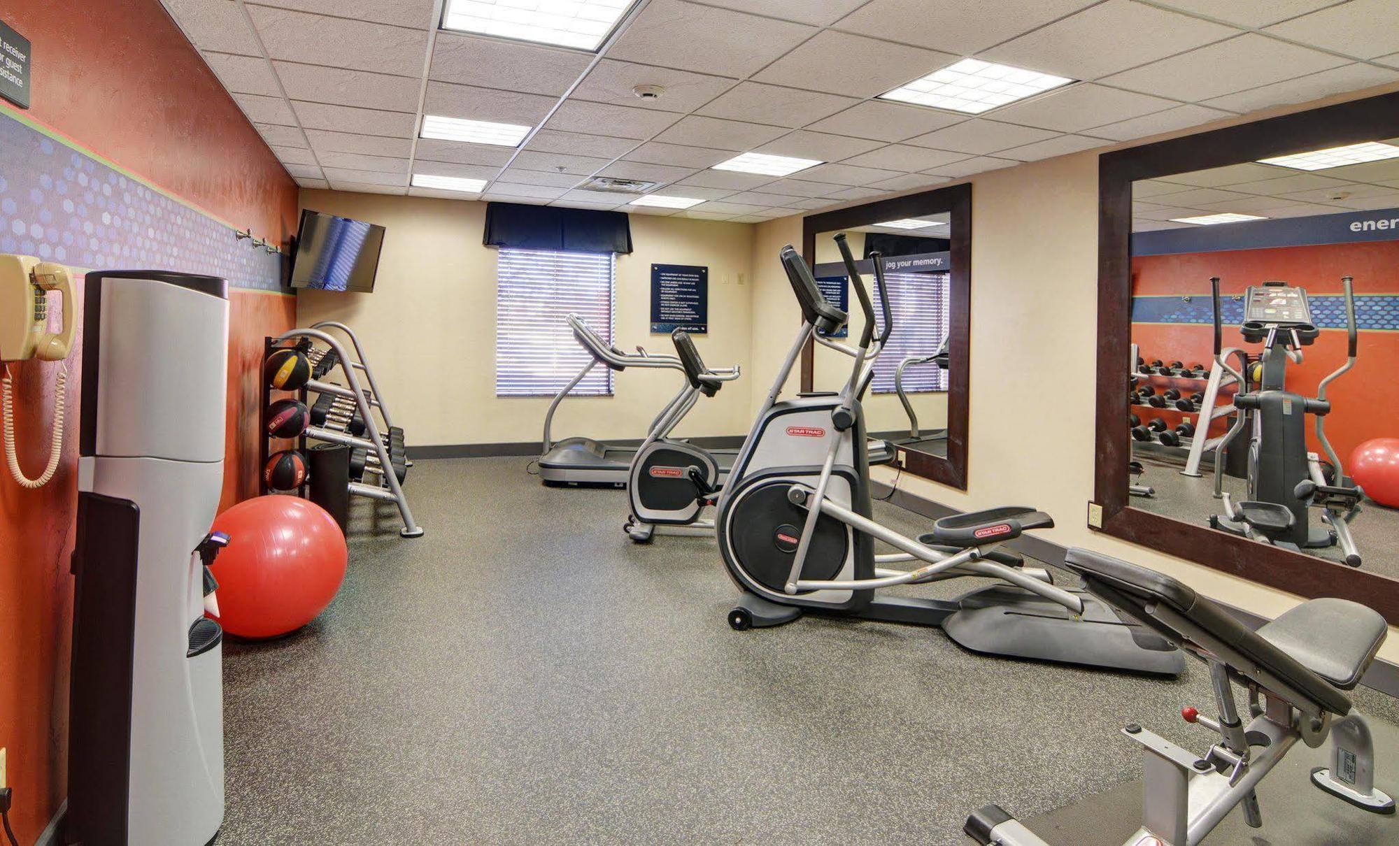 Hampton Inn & Suites Lawton Ngoại thất bức ảnh